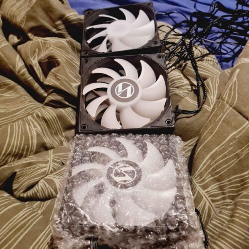 LIAN LI SL120MM Fans X8 | Used
