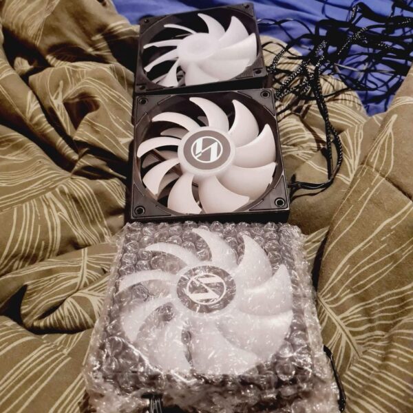 LIAN LI SL120MM Fans X8 | Used
